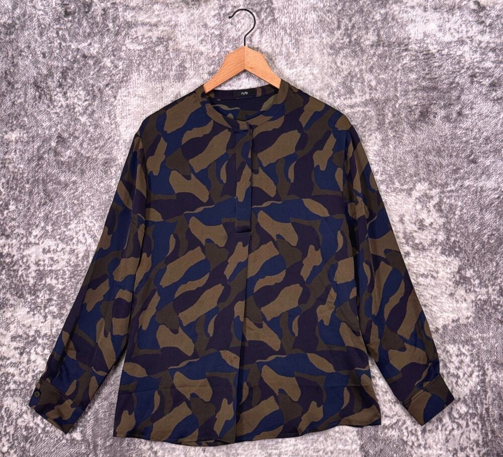 Ruti Top 2 Womens Camouflage Silk Long Sleeve Button Blouse